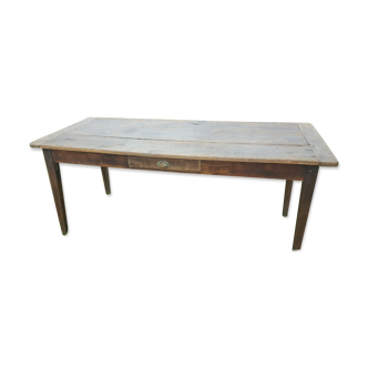 Farm table foot spindle