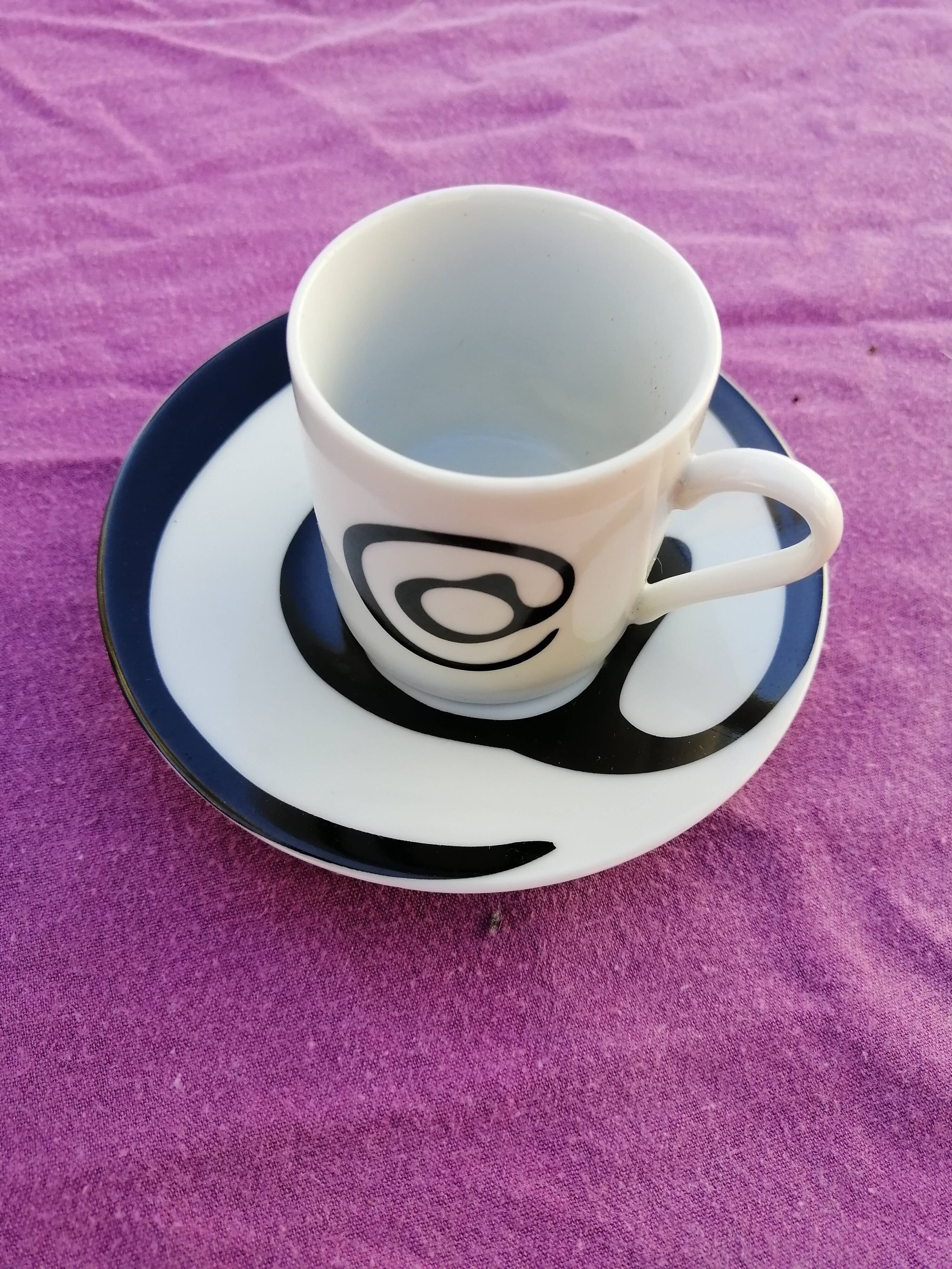 BAR COFFEE CUPS + CUT-OFFS