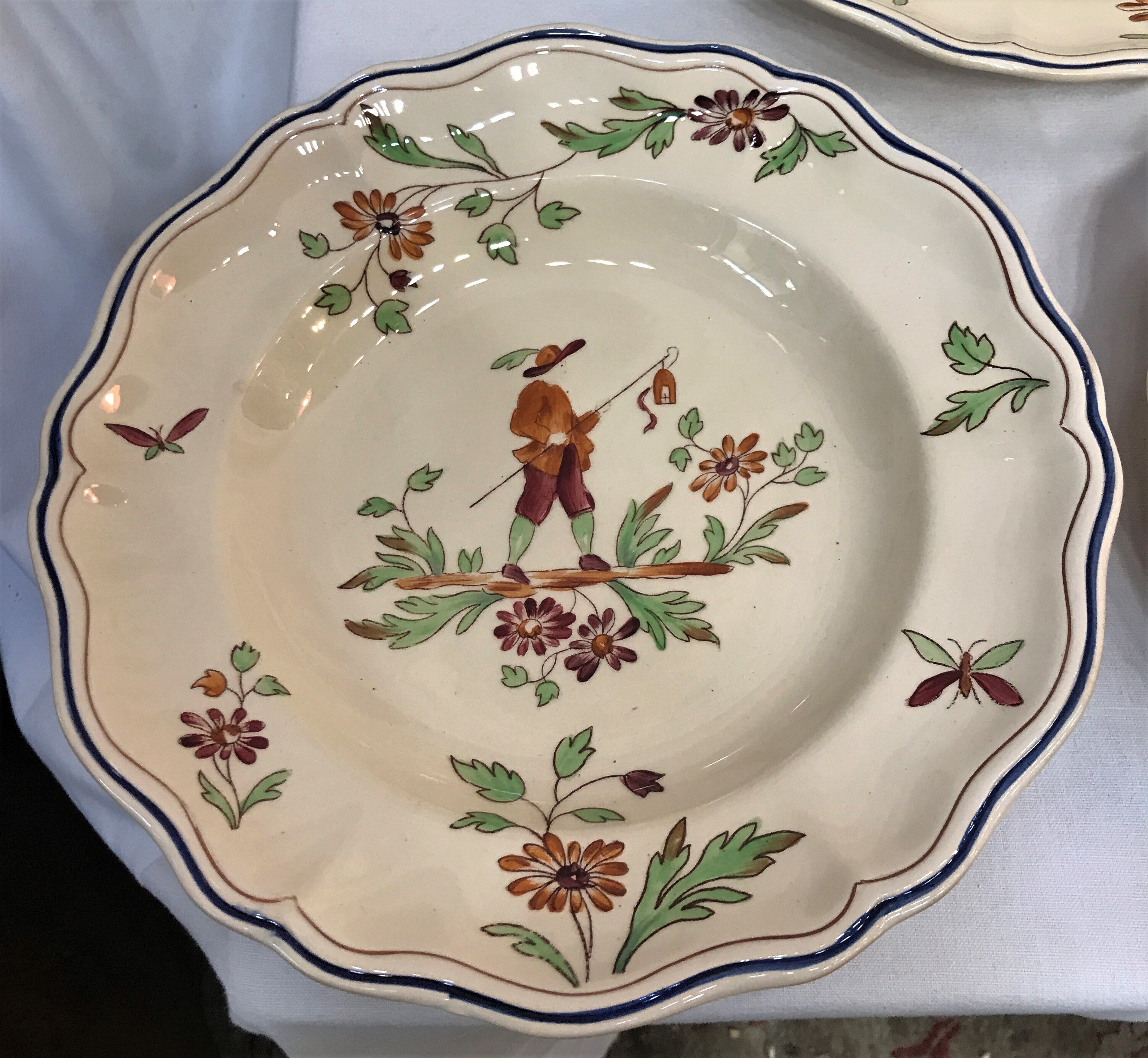 Lot de 9 assiettes Longchamp Moustiers