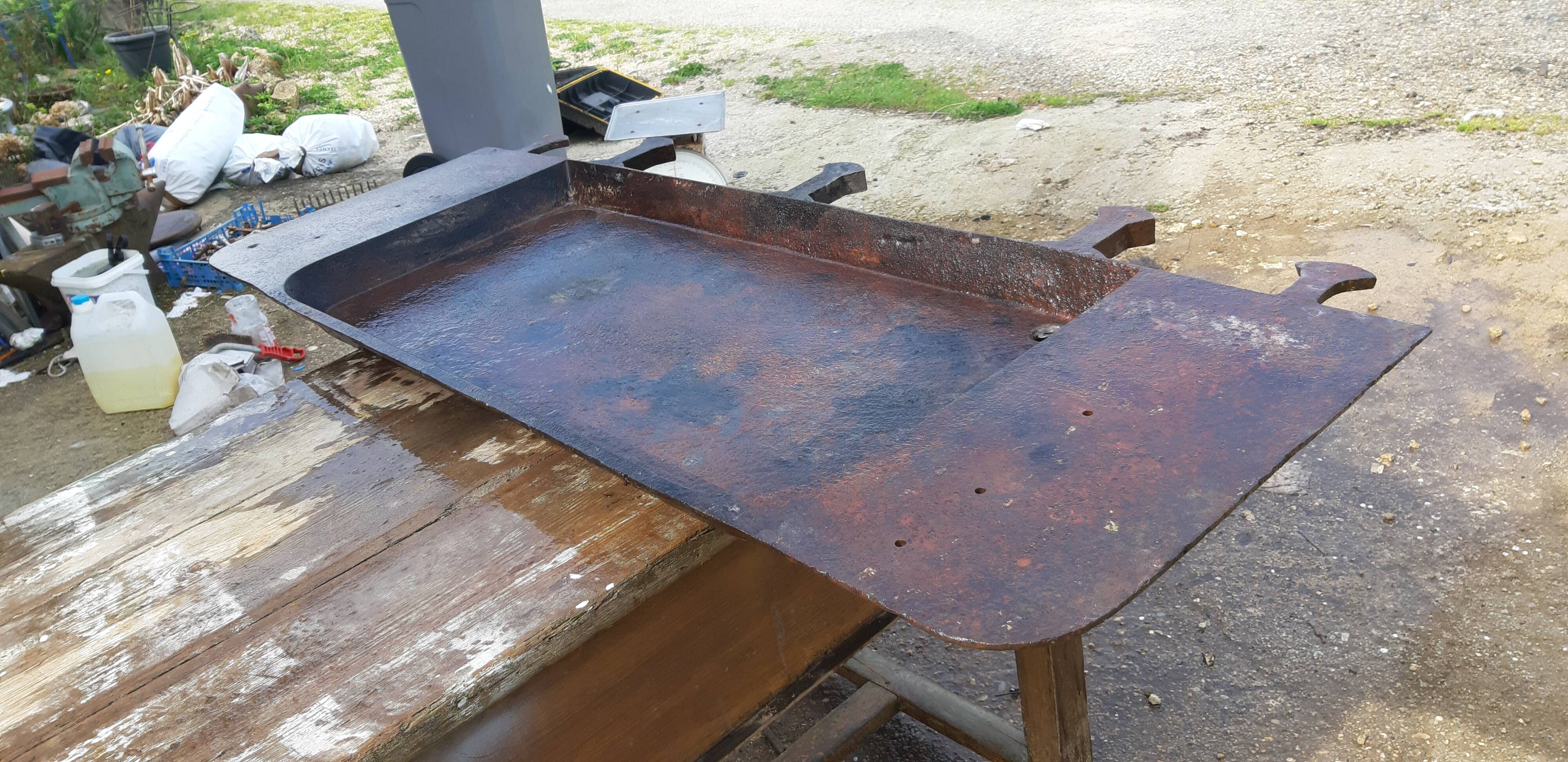 Industrial garage cast iron sink