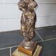 Table d'appoint style empire en bronze