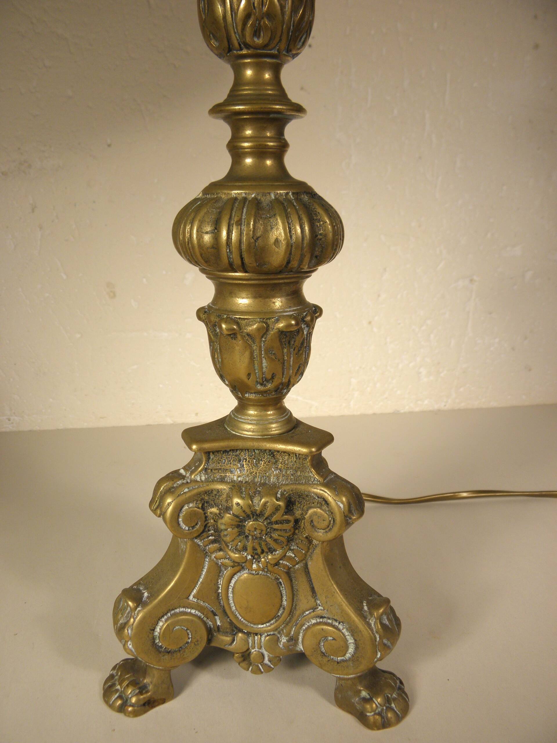 Bronze candlestick lamp