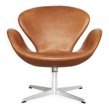 Arne Jacobsen Swan Chair for Fritz Hansen