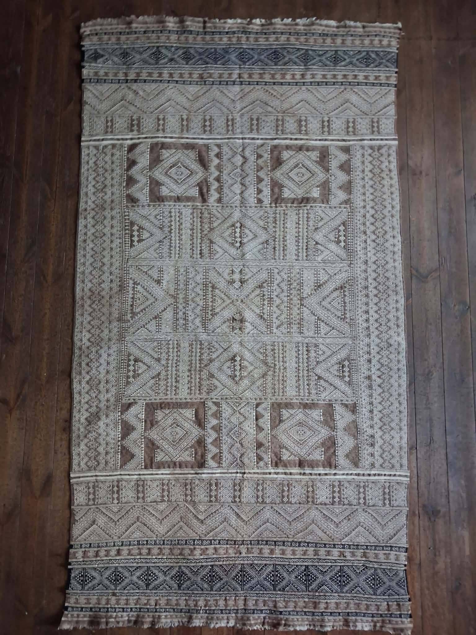 Handmade Berber Kilim Merghoum 240x130cm