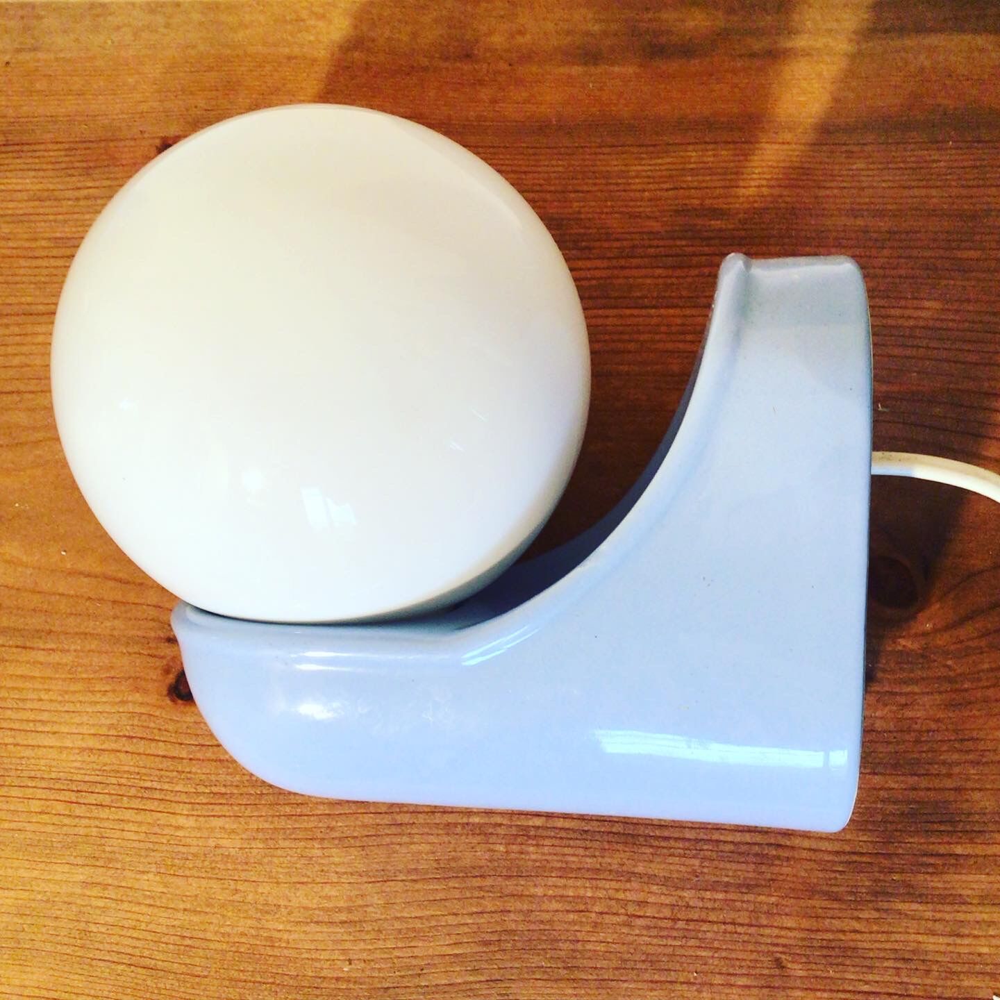 Pair of porcelain wall lamps