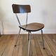 Chaise en formica marron années 70