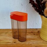 Orange plastic pouring box