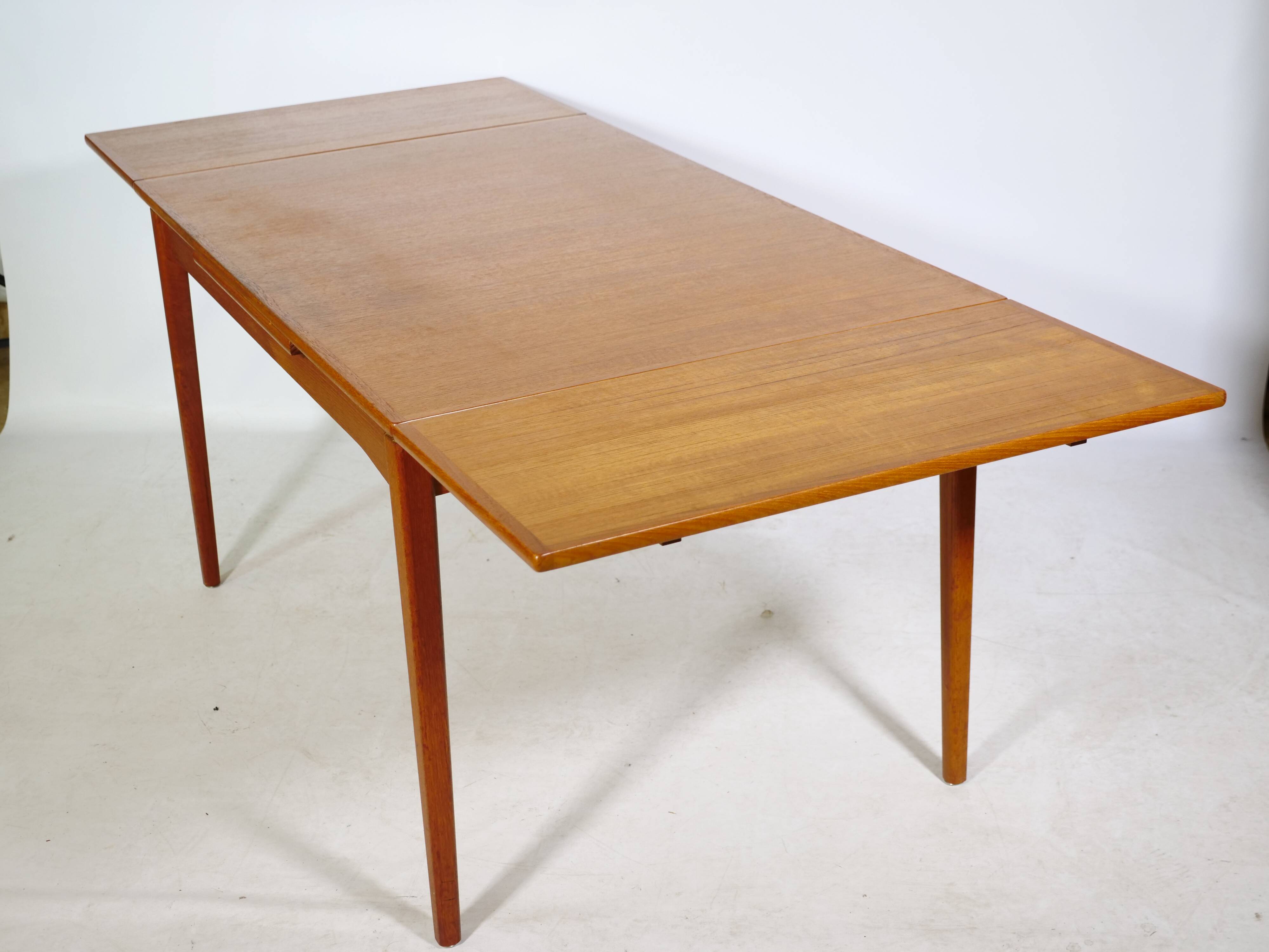 Mid-Century Teak Dining Table from Denmark, Extendable, 1960s