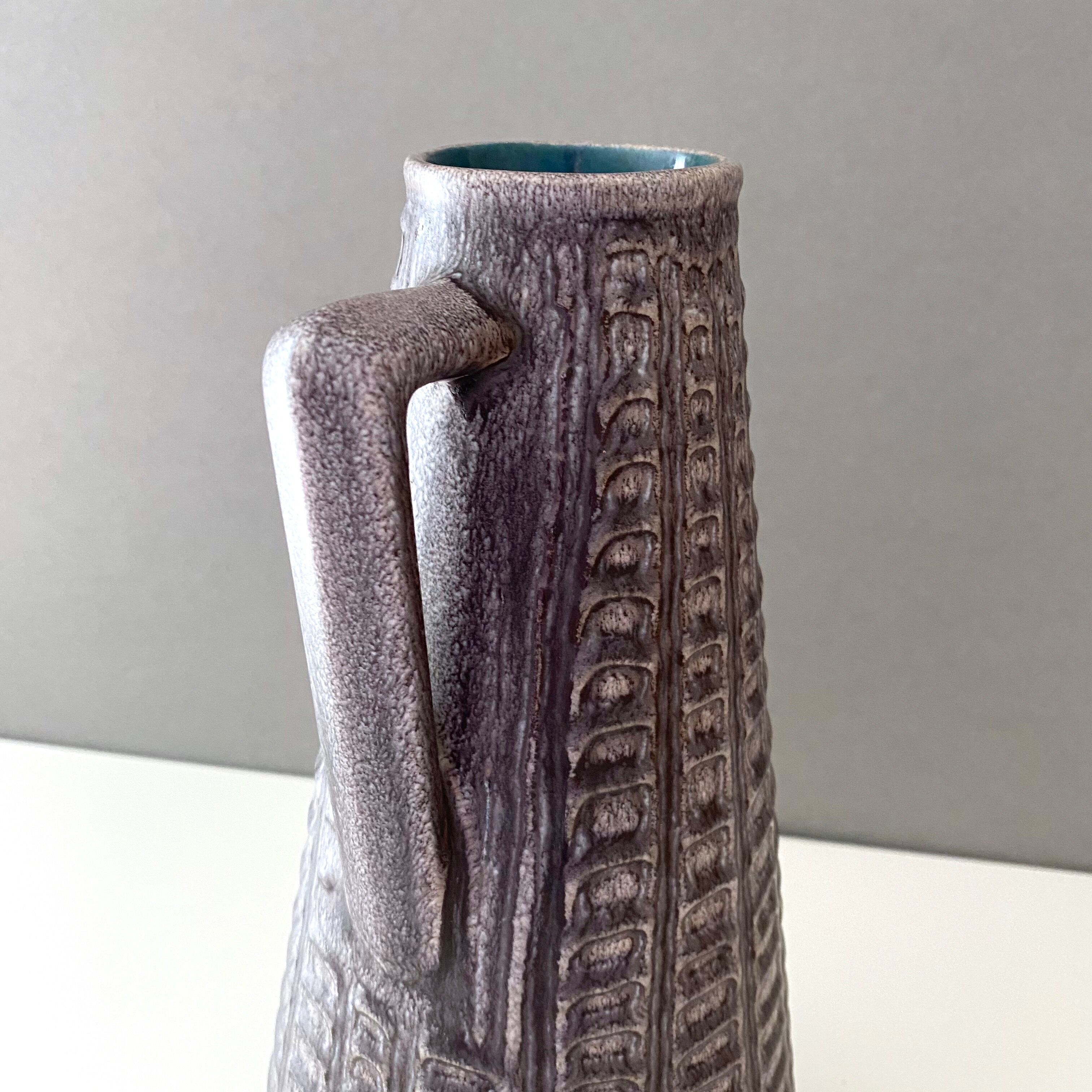 Ilkra Ceramic Vase 2001-25, westgerman pottery