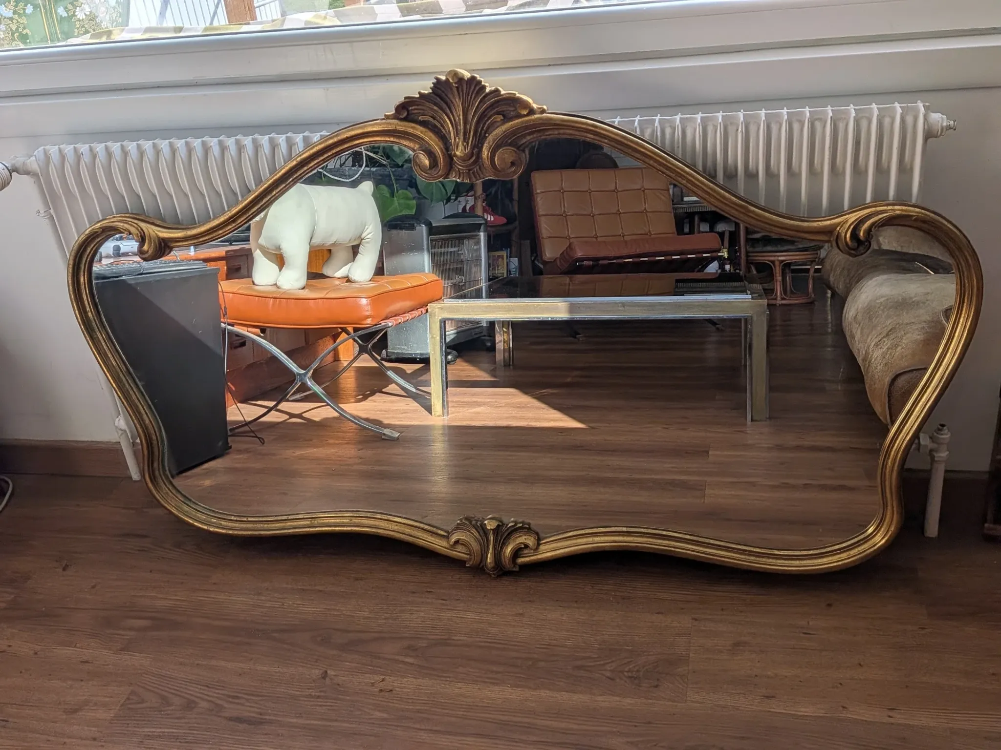 Large golden mirror in vintage Louis XV rocaille style, 144 cm