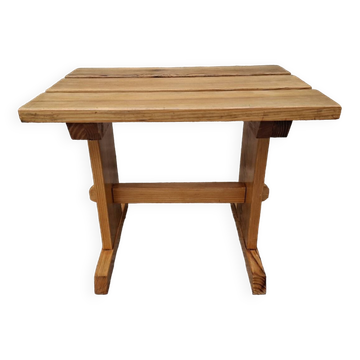 Tabouret en pin