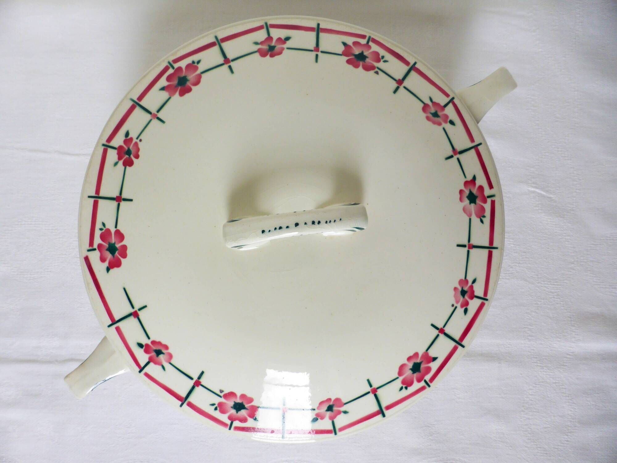 1 vintage soup tureen or vegetable dish from Céranord St Amand, Monique model 2103166