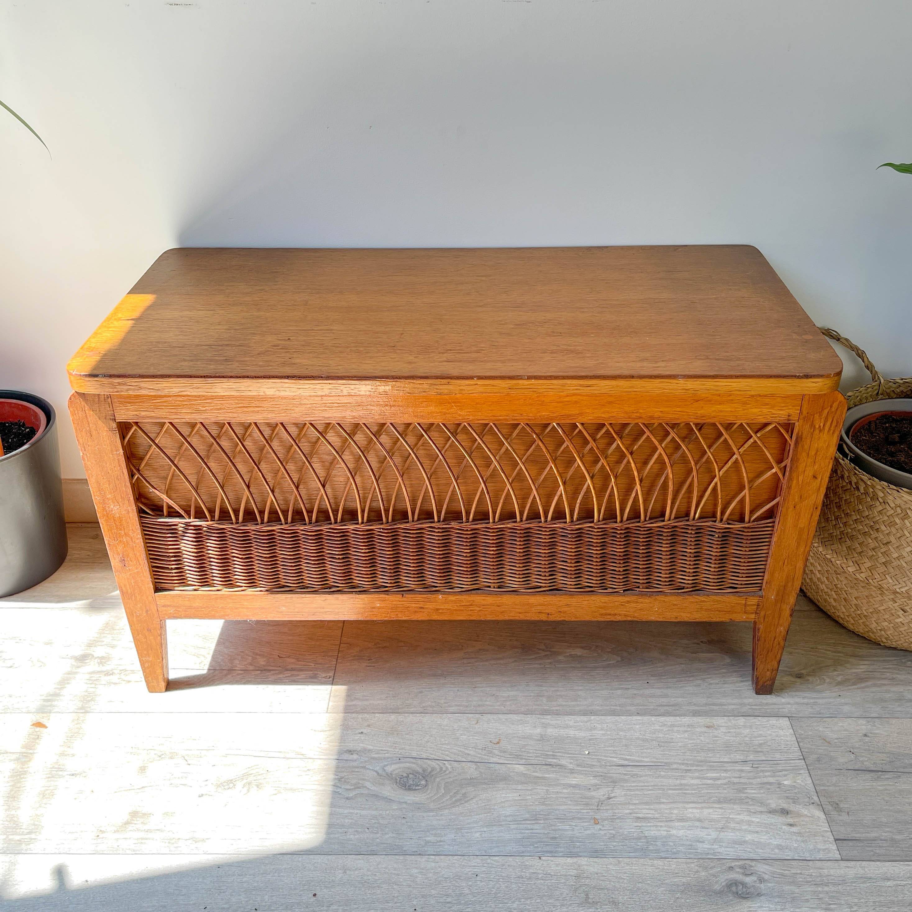 Vintage wooden and rattan storage bench – 1960s – Retro storage bench
