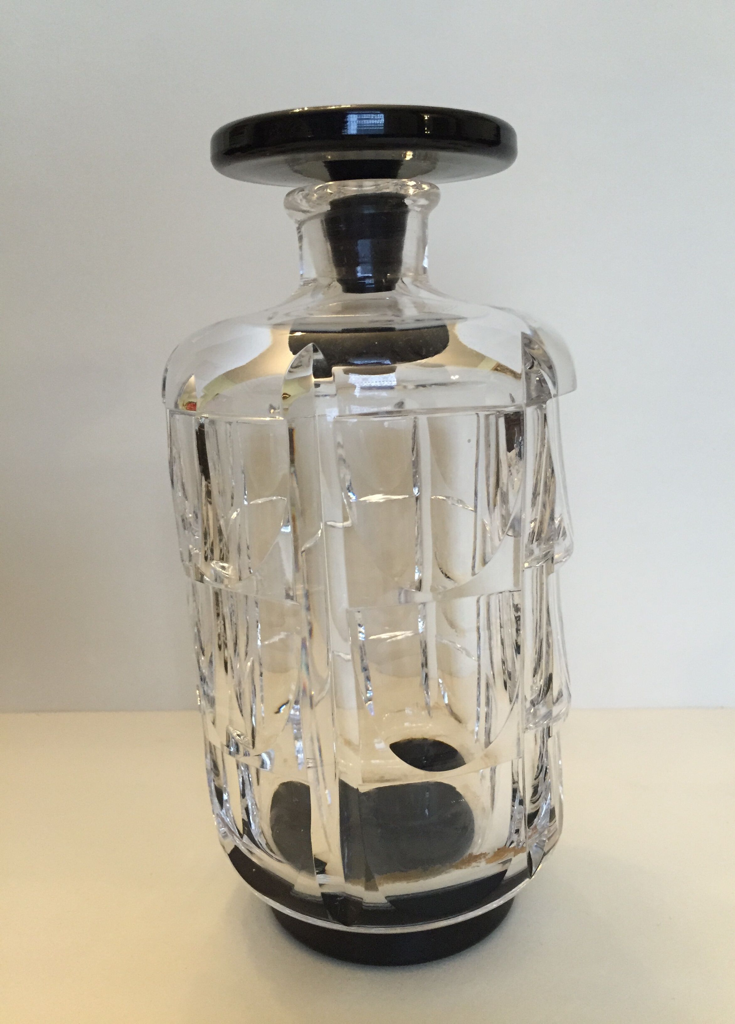 Swedish crystal alcohol service