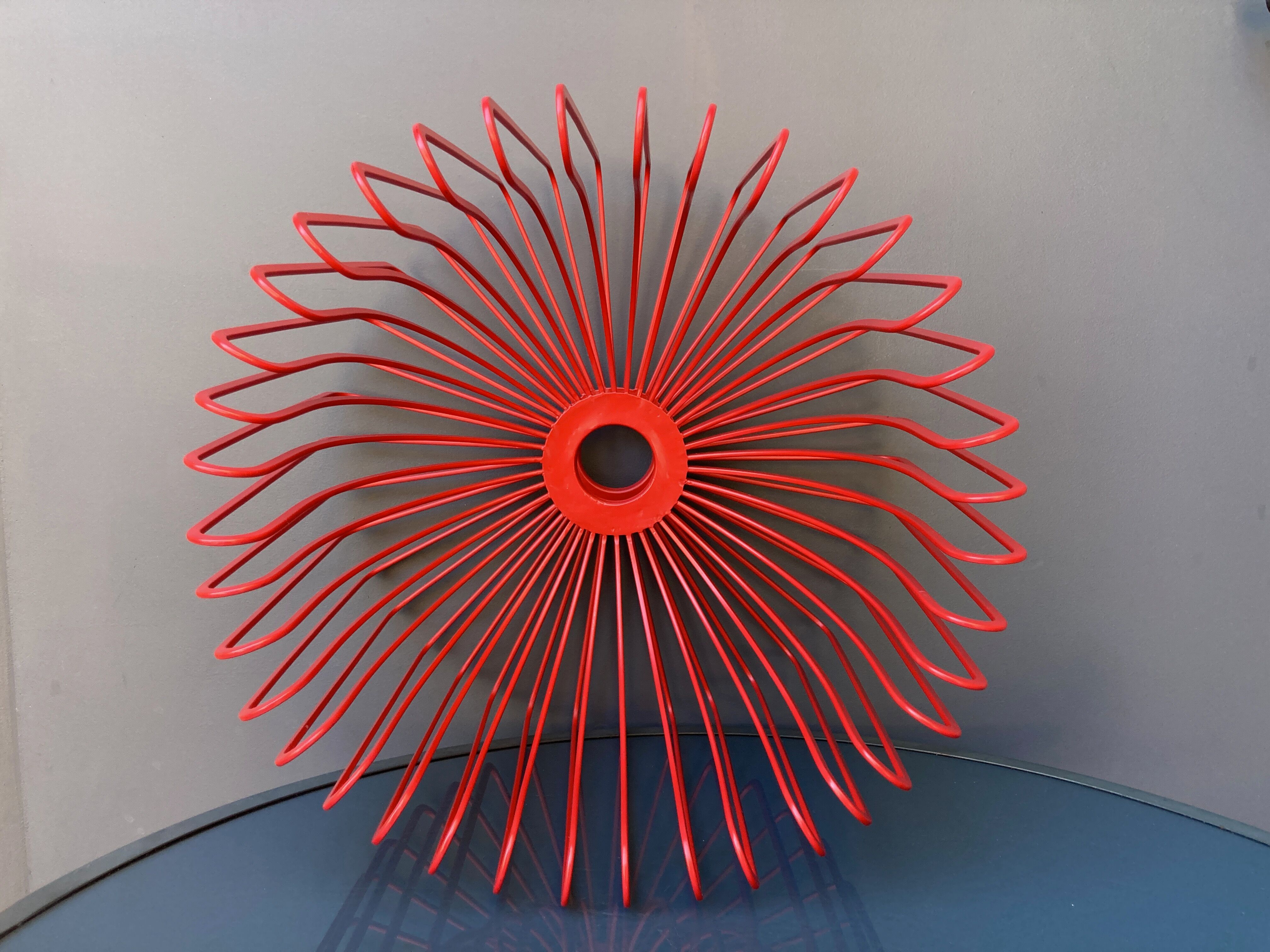 Coupe à fruit design metal rouge