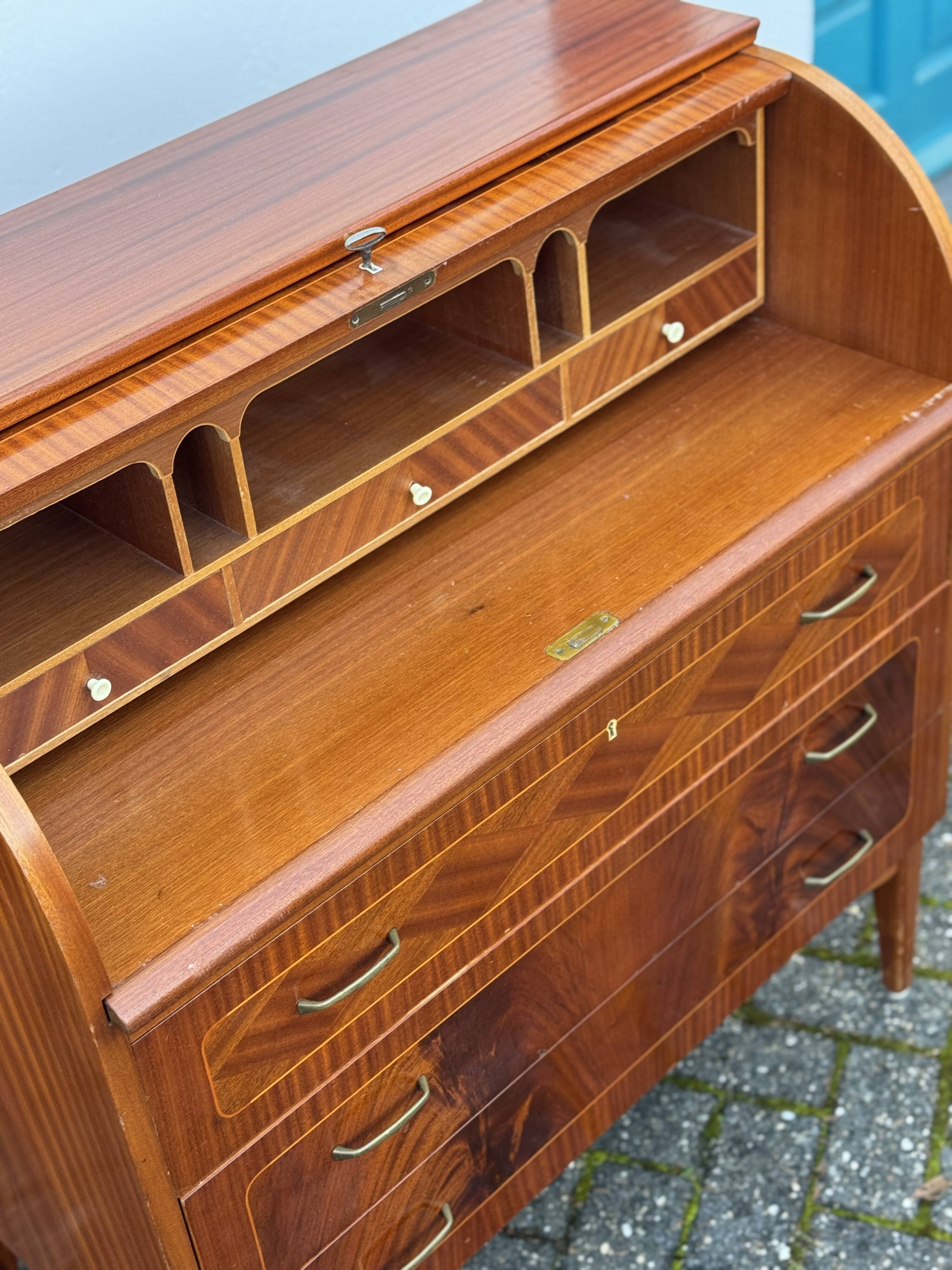 Bureau à cylindre en teck par Egan Ostergaard