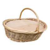 Wicker pastry basket