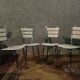 Suite de 4 chaises vintage en skaï