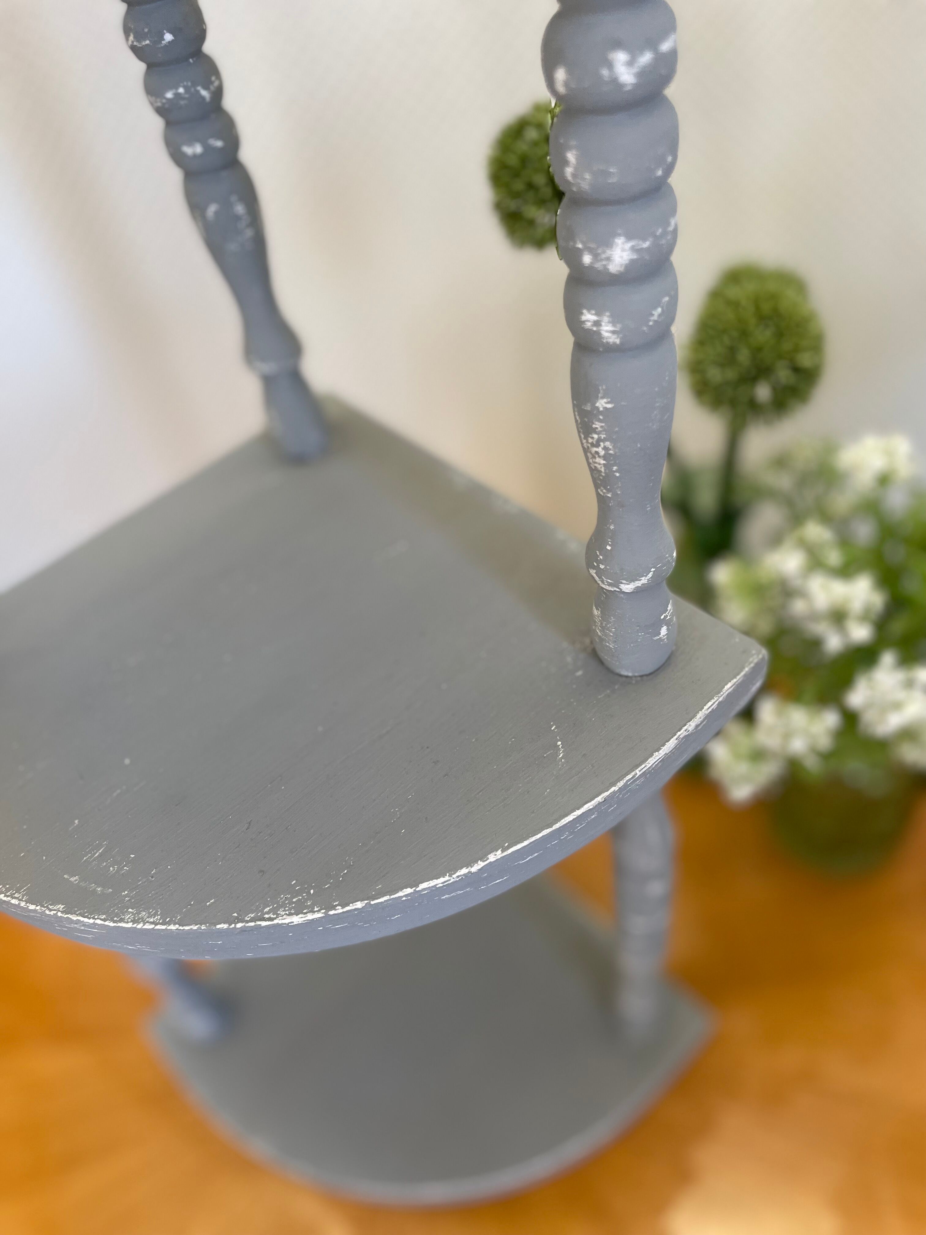 Etagère d'angle ancienne patine gris