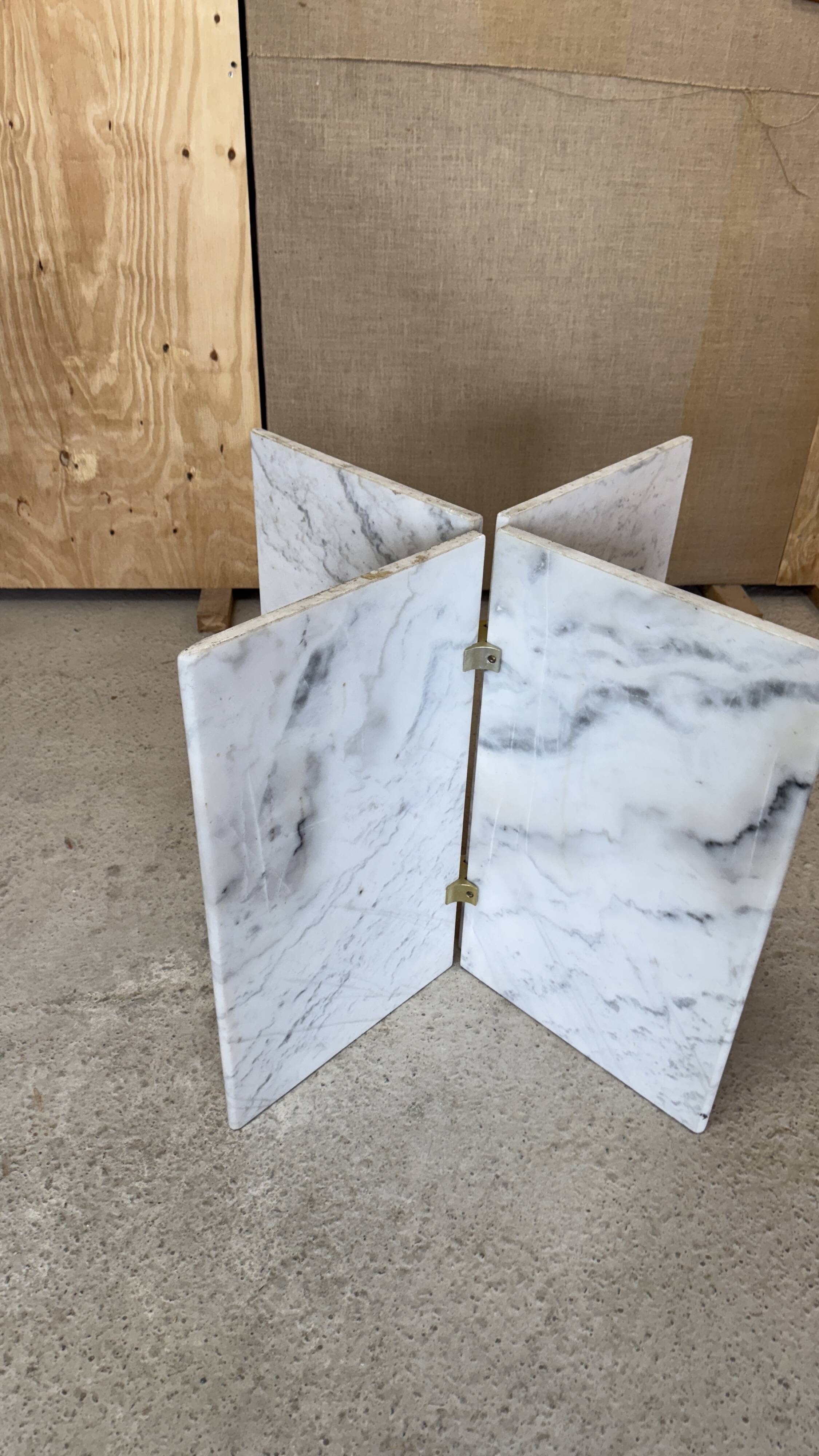 Table à manger en marbre