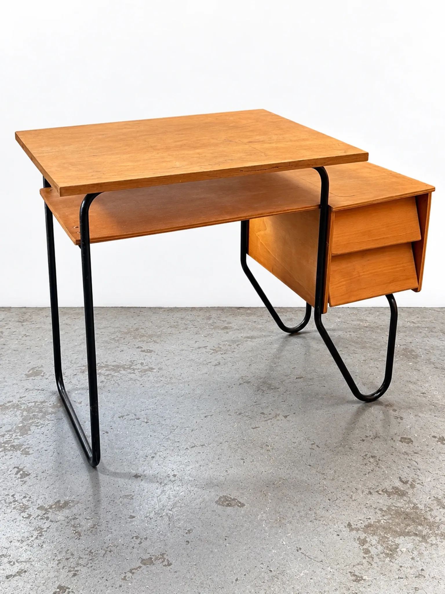 Children's desk