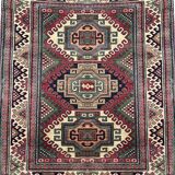 Tapis d'orient caucasien kazak arménien : 1.83 x 1.27 m