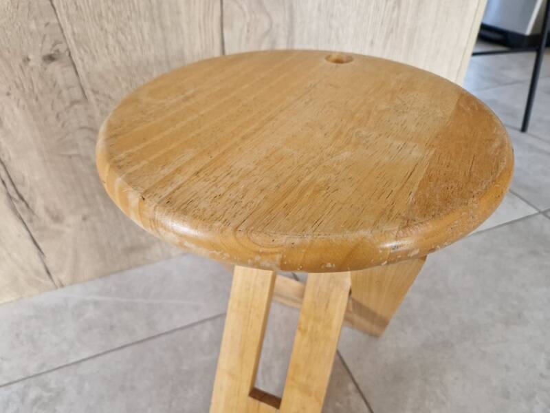 Tabouret pliant en pin - Design attribué à Adrian Reed ou encore Pierre Lota - 1980