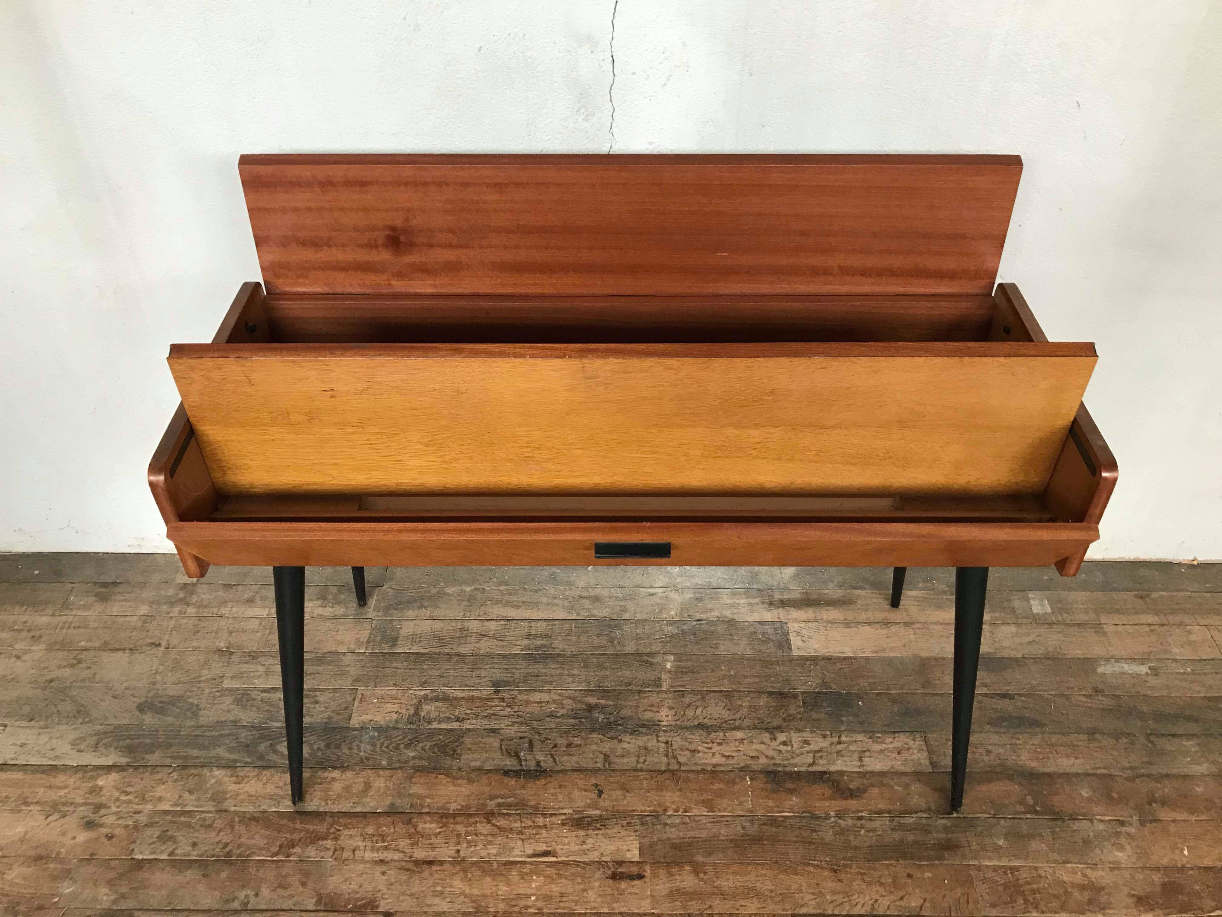 Bureau tricoteuse en teck vintage pieds compas fuseaux noir 1950 1960 style scandinave