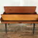 Bureau tricoteuse en teck vintage pieds compas fuseaux noir 1950 1960 style scandinave