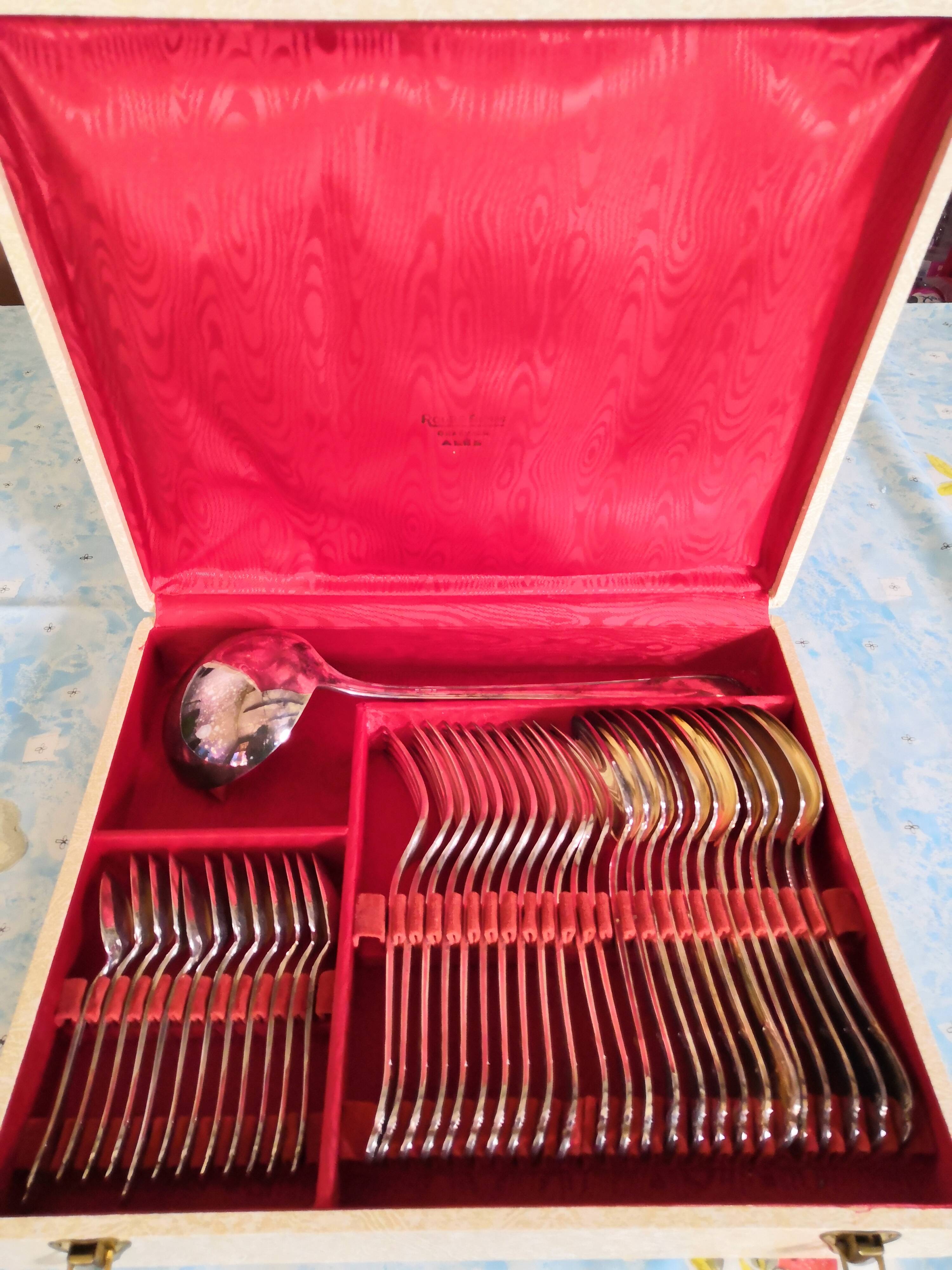 Fleuron (Christofle) silver plated cutlery set - 37 pieces/12 people Vintage 1970s