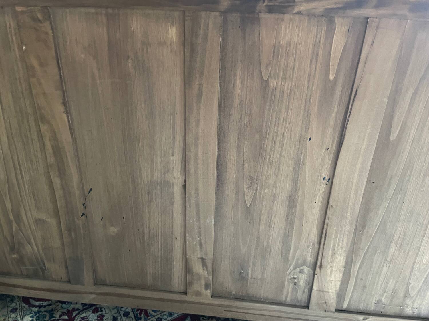 Buffet painted