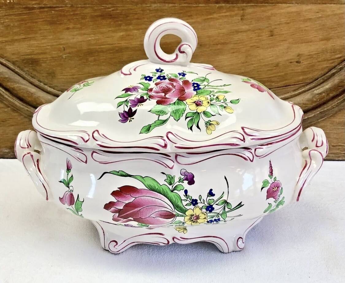 Old Lunéville oval vegetable tureen, street light model