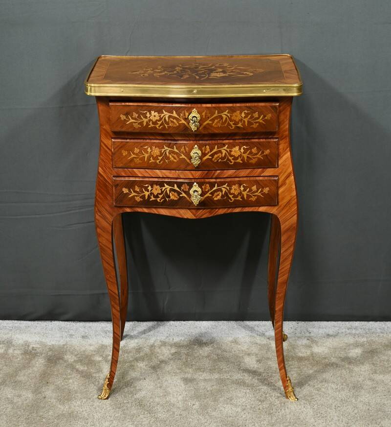 Bedside table in rosewood and palisander, Louis XV style – Late 19th century