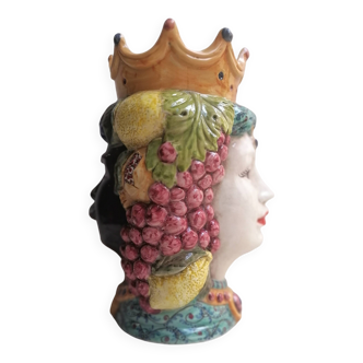 Vasi a forma di teste di moro siciliane in ceramica