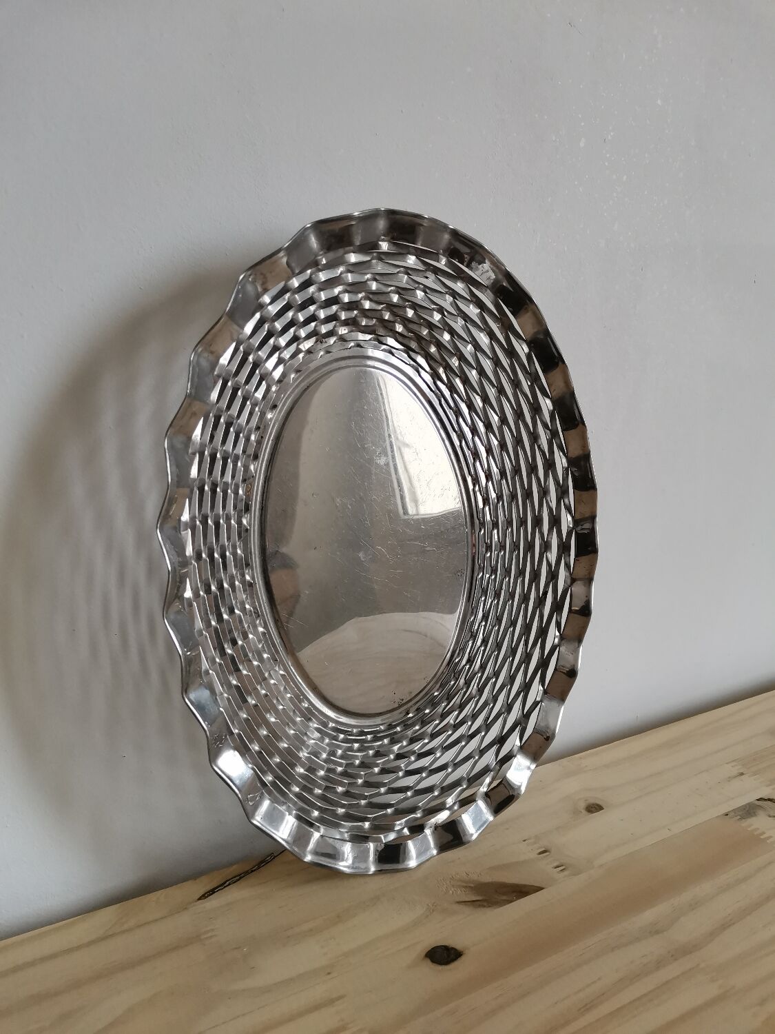 Vintage breadbasket in expanded metal