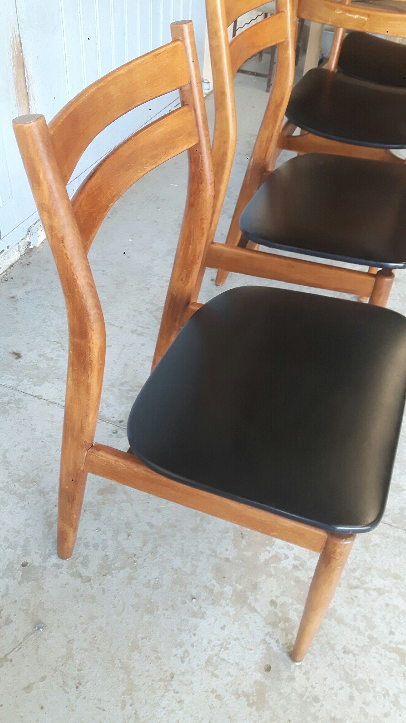 Set of 4 Scandinavian style chairs