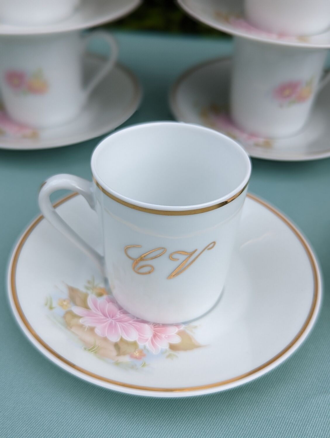 Service à café en porcelaine de Limoges