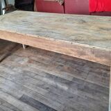 Farm table