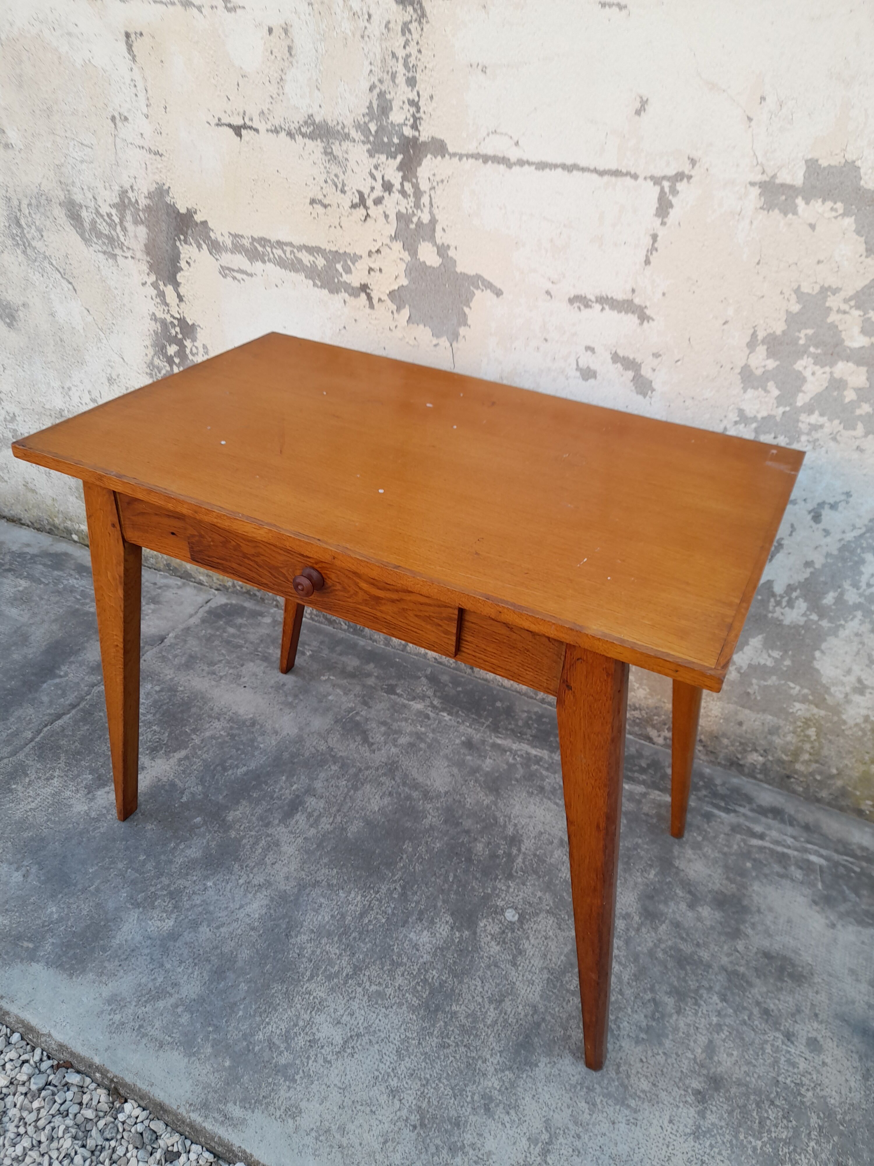 Vintage table year 50 -87cm