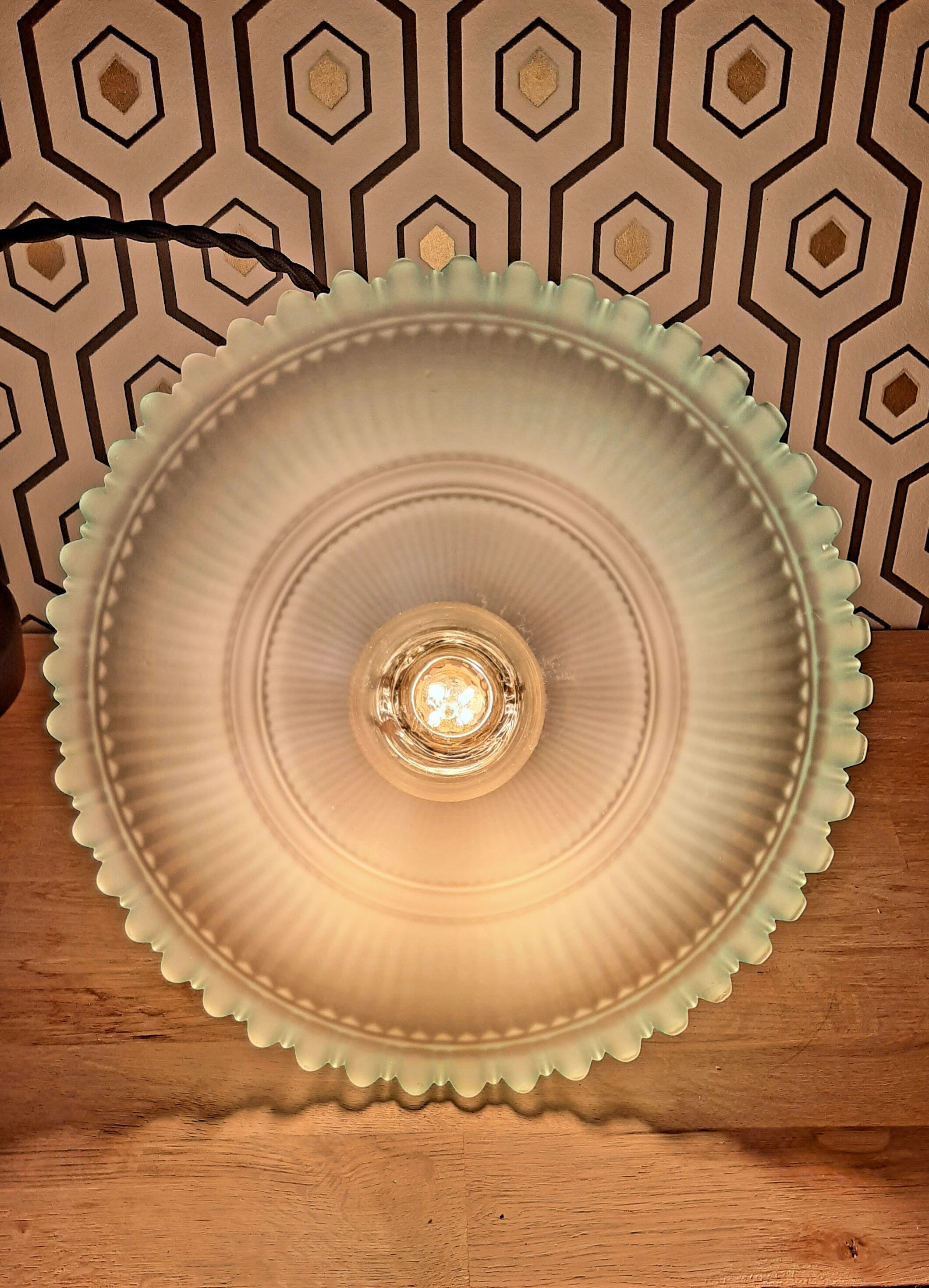 Vintage glass suspension