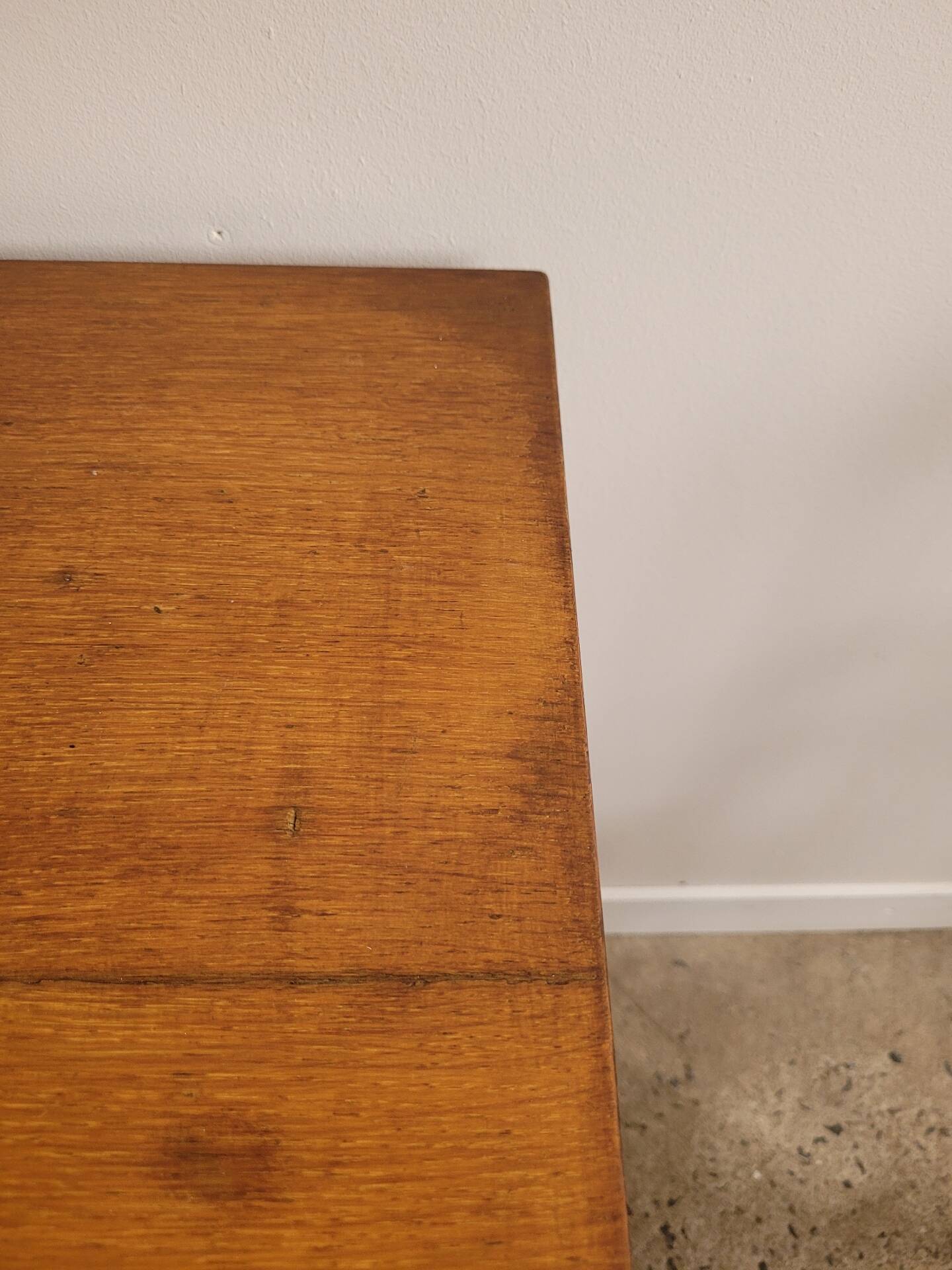 Bureau vintage pieds compas