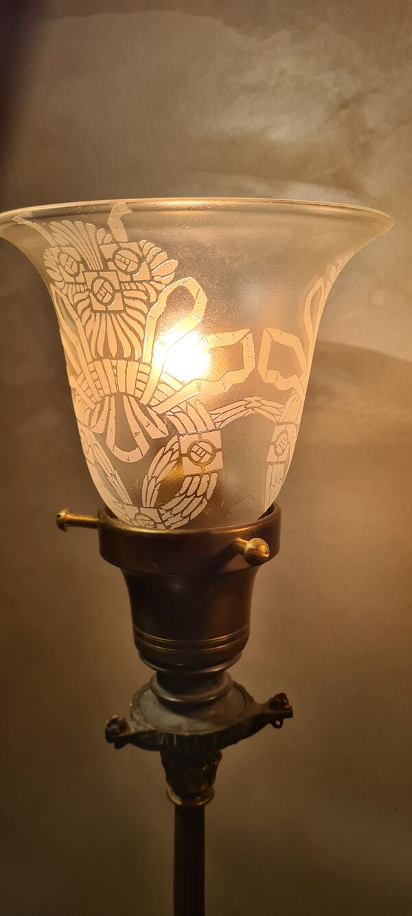 2 lampes tripode empire  napoleon 1890 tulipes gravé a l acide dans le bacara non signe 46x15