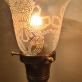 2 lampes tripode empire  napoleon 1890 tulipes gravé a l acide dans le bacara non signe 46x15
