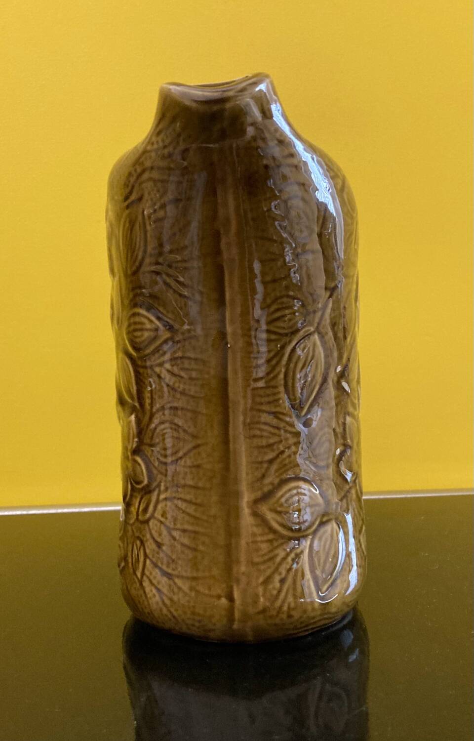 Sarreguemines water jug in slipware