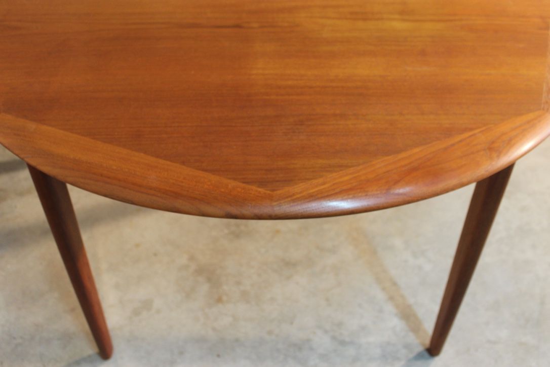 Scandinavian vintage teak dining table with 2 extension cords hidden by Svend Aage Madsen for Knudsen - Son, Denmark