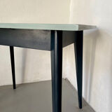 Compass leg table