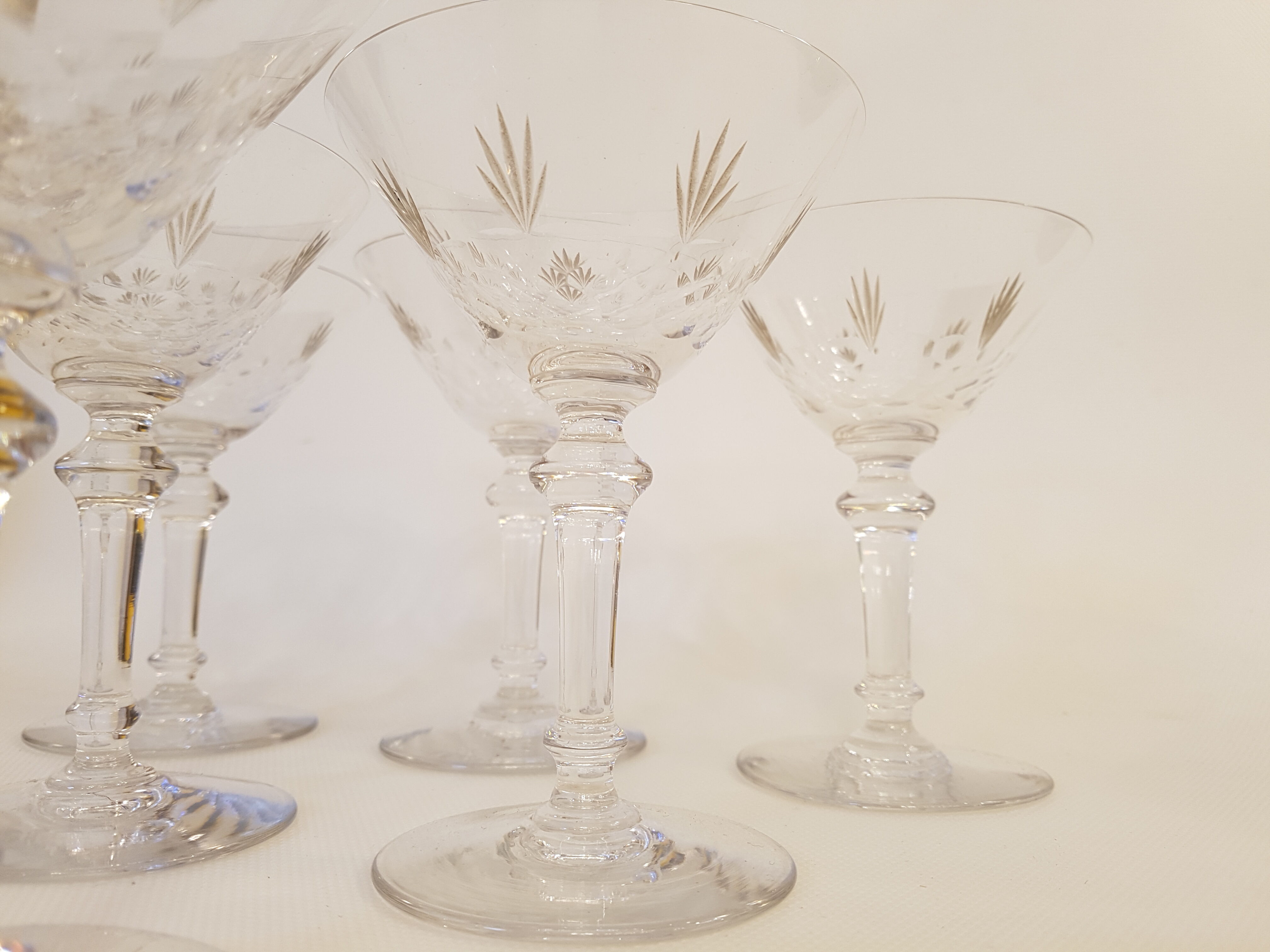 6 Baccarat crystal champagne cups, around 1920