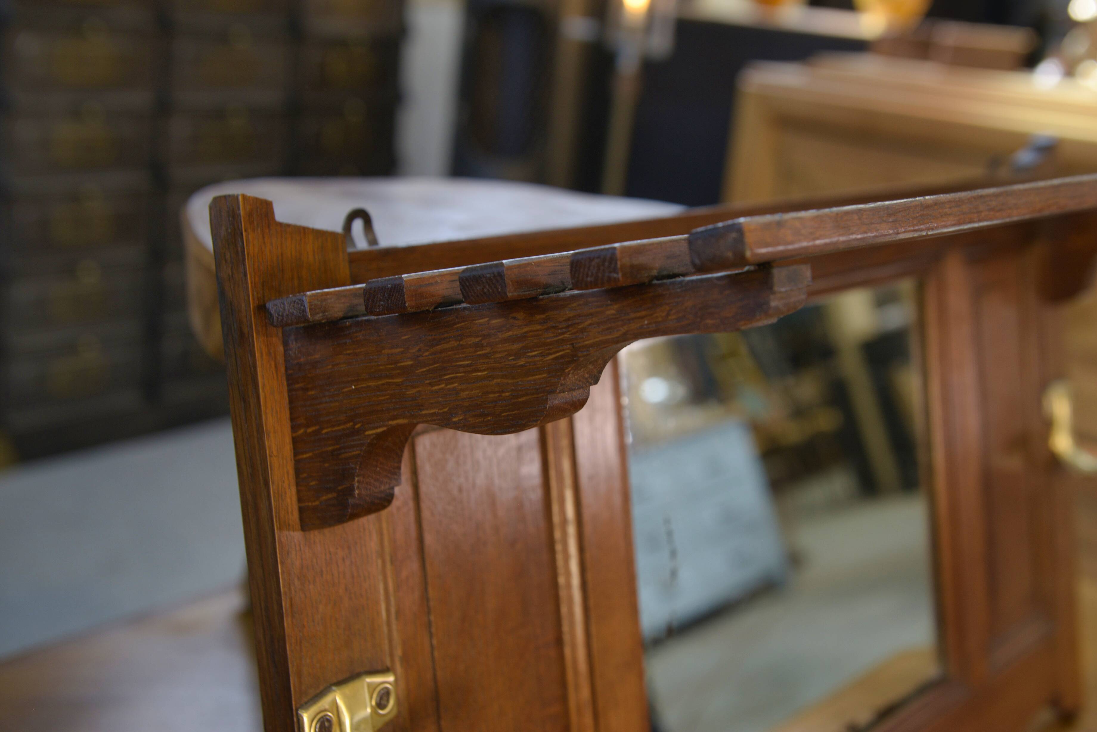 Solid oak coat rack and 2 brass hooks, Art Deco 1930s