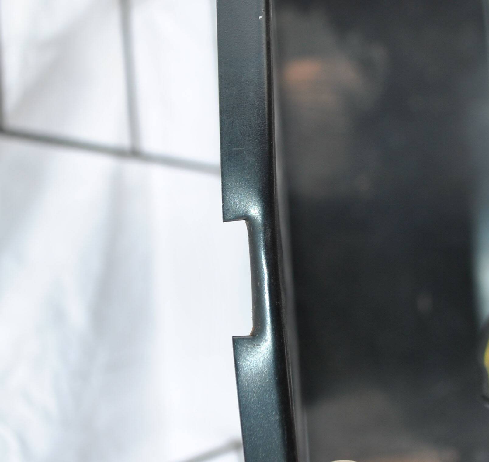 Etagère string moderniste modulable en fer forgé et tôle noir, 1950-1960