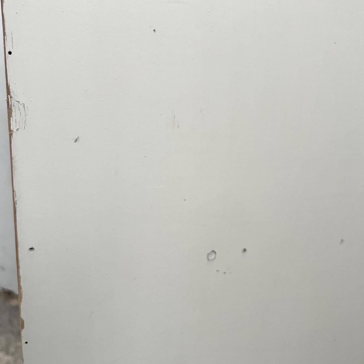 Corner kitchen shelves